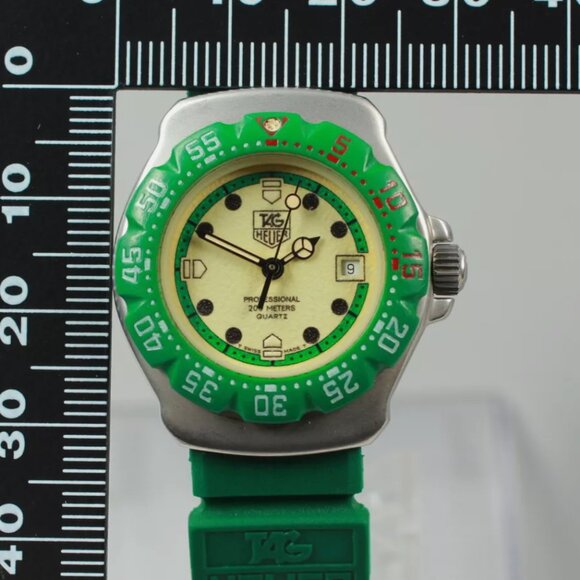 Tag Heuer Green Mint Women's 28mm Dive Watch - Picture 4 of 6